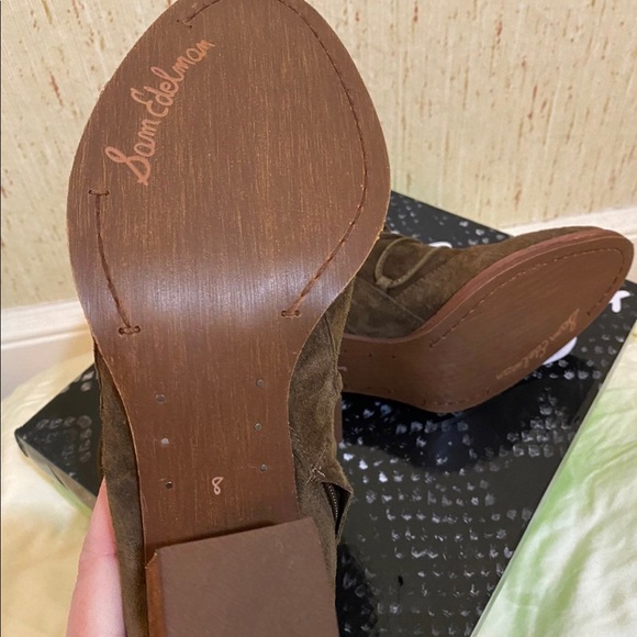 NWB Sam Edelman Mallard suede lace up booties - Picture 7 of 9